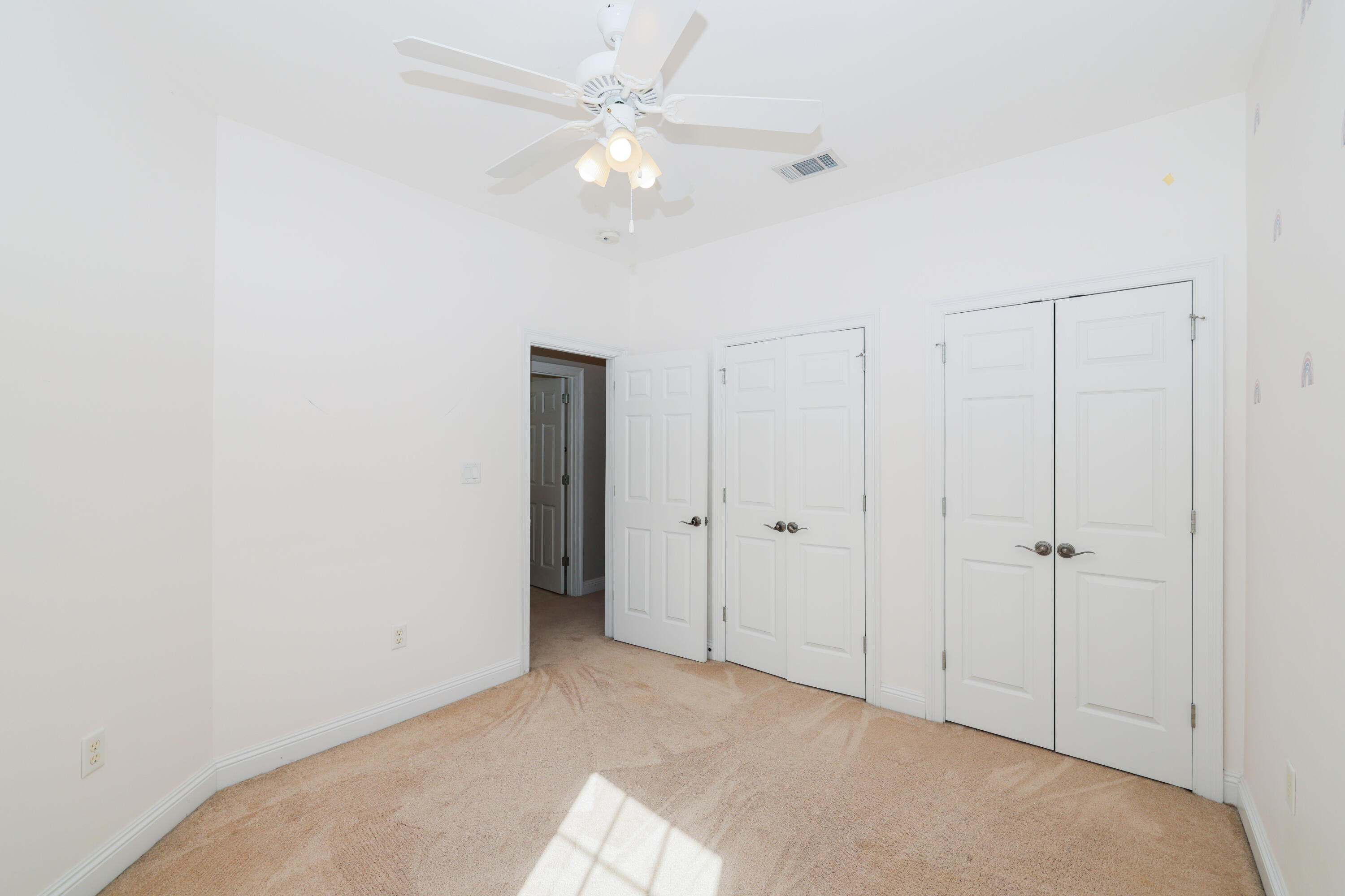 WALTON OAKS - Residential