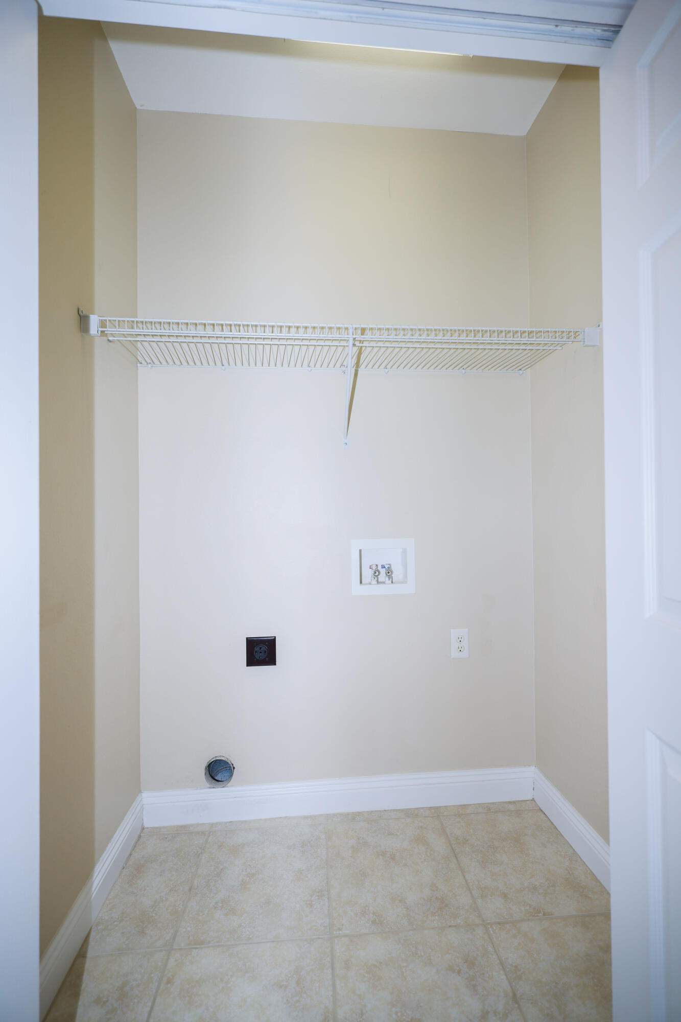 WALTON OAKS - Residential