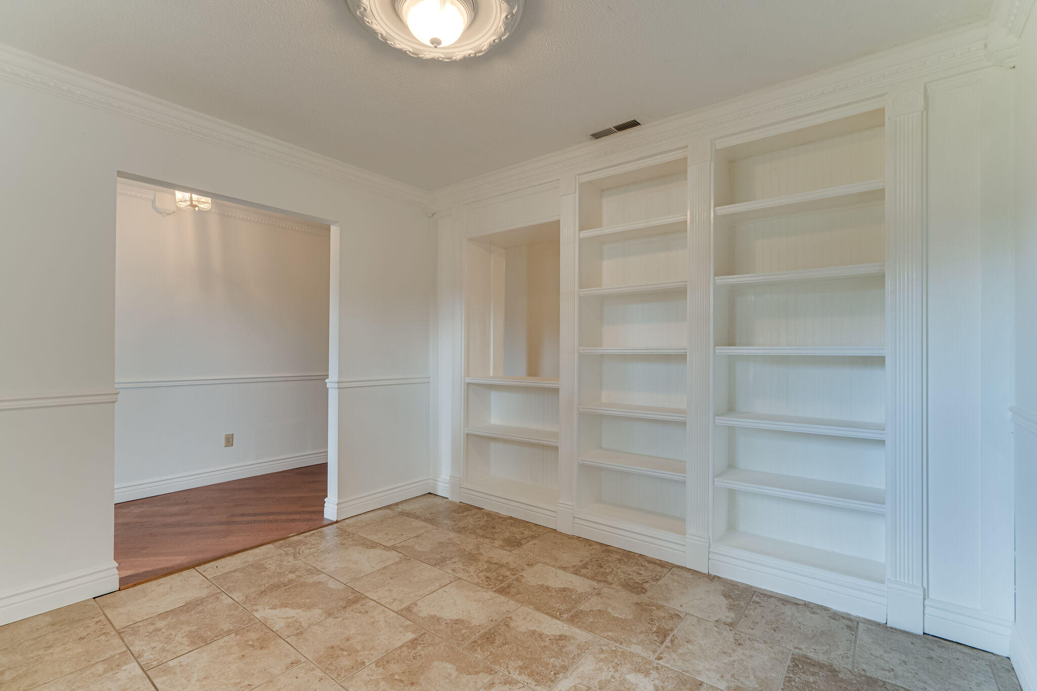 PINEWOOD ESTATES 2 - Residential