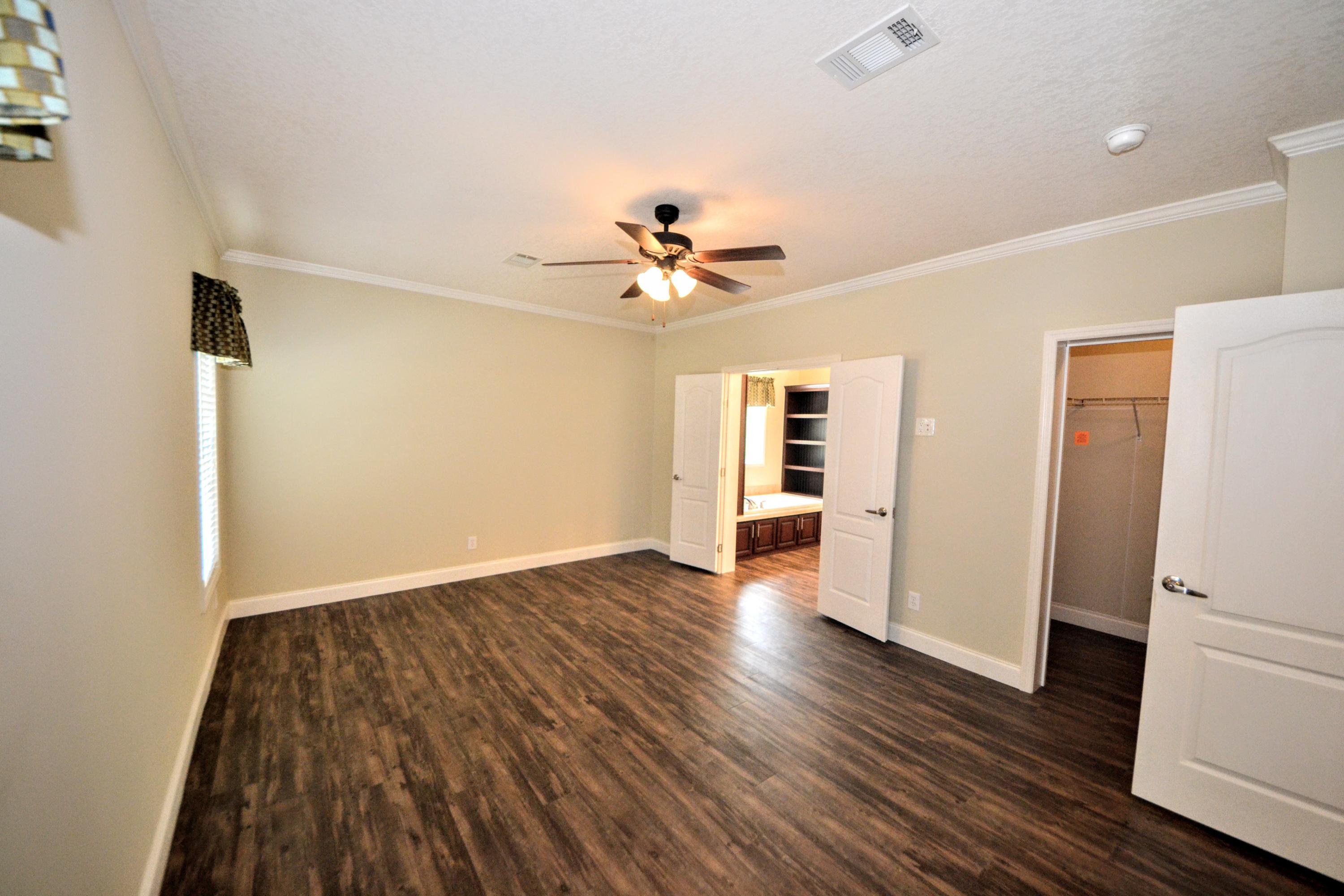 TOWN OF SANTA ROSA - Residential