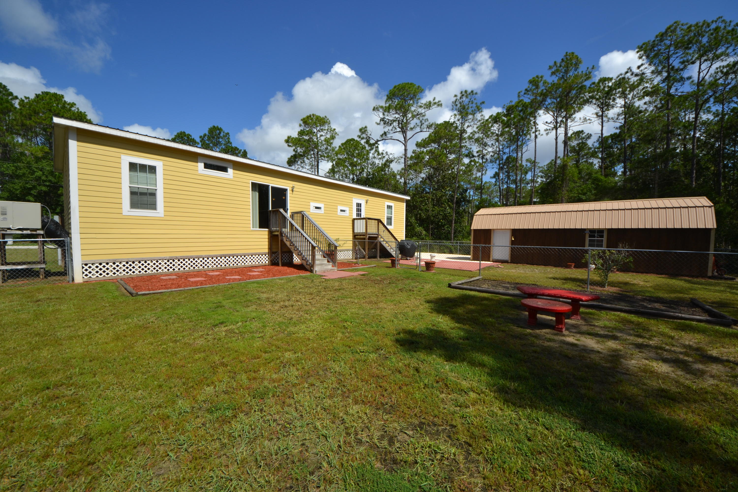 TOWN OF SANTA ROSA - Residential