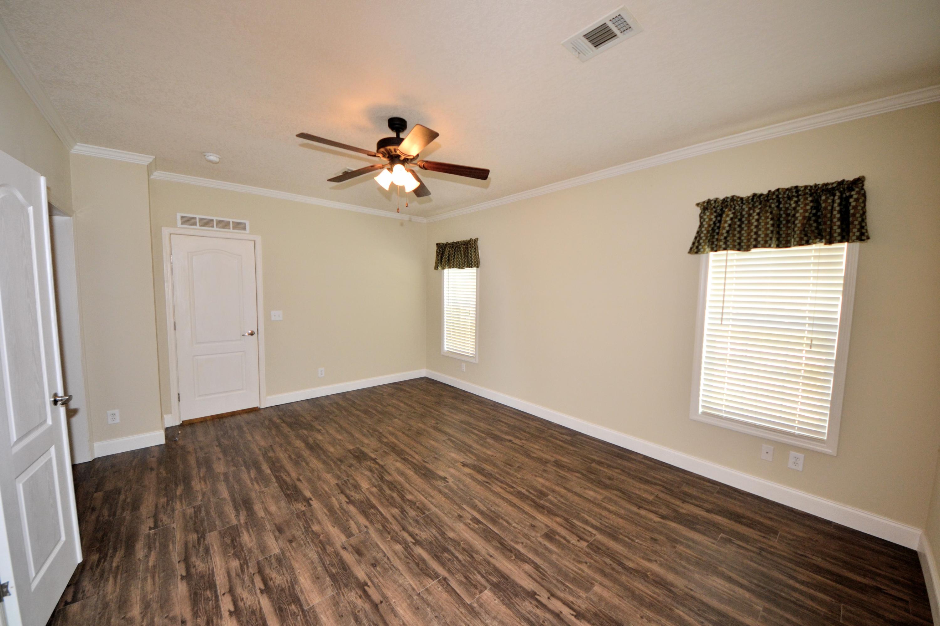 TOWN OF SANTA ROSA - Residential