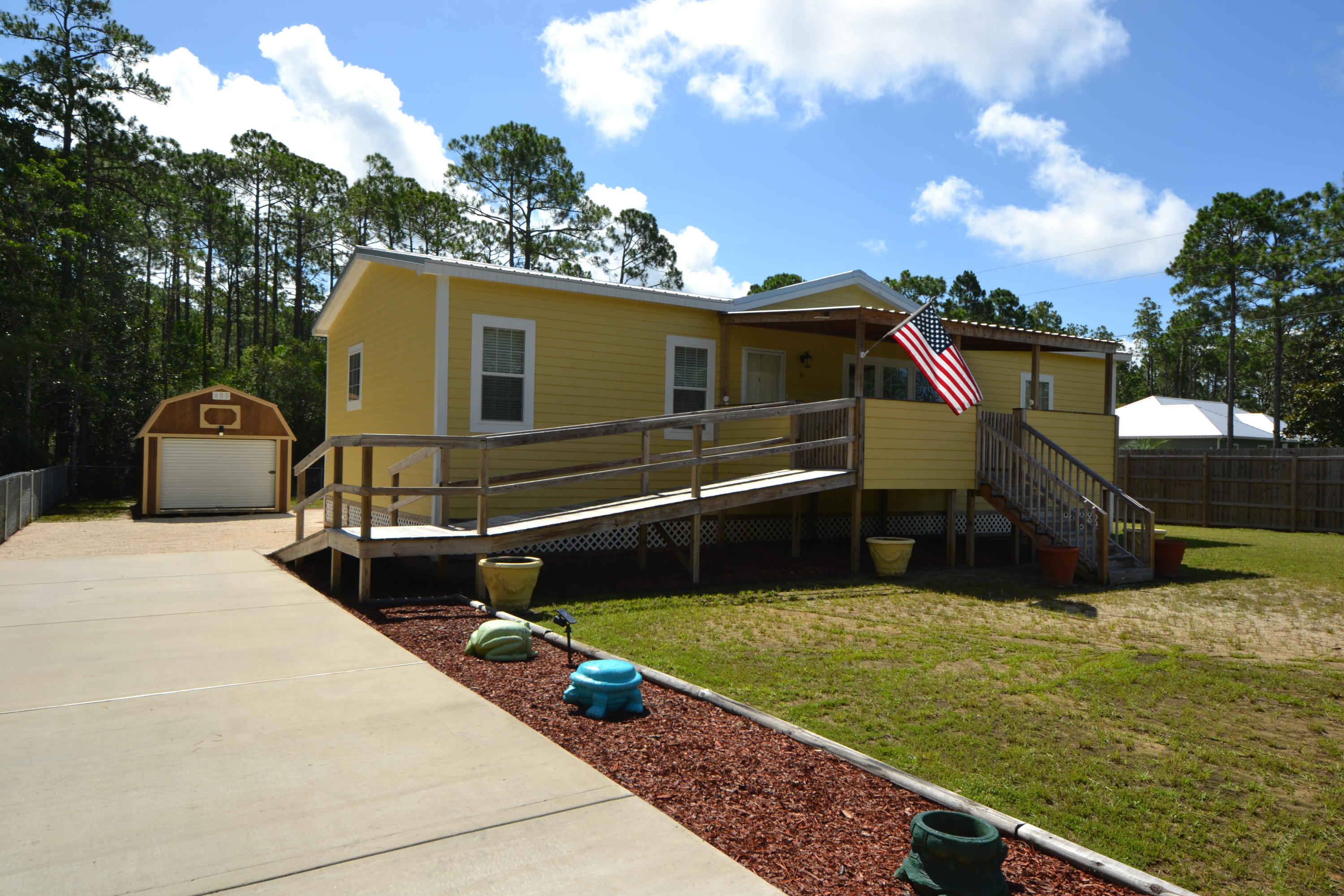 TOWN OF SANTA ROSA - Residential