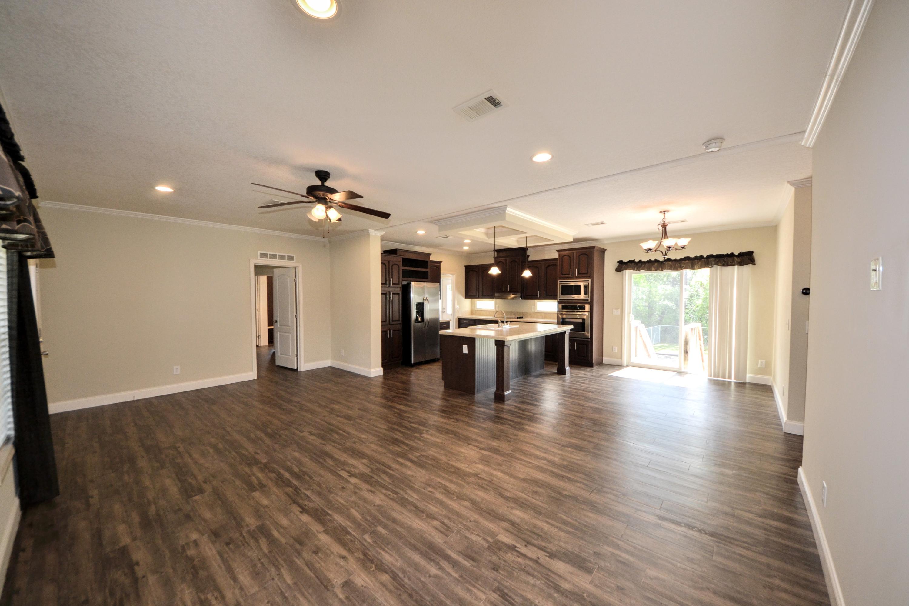 TOWN OF SANTA ROSA - Residential