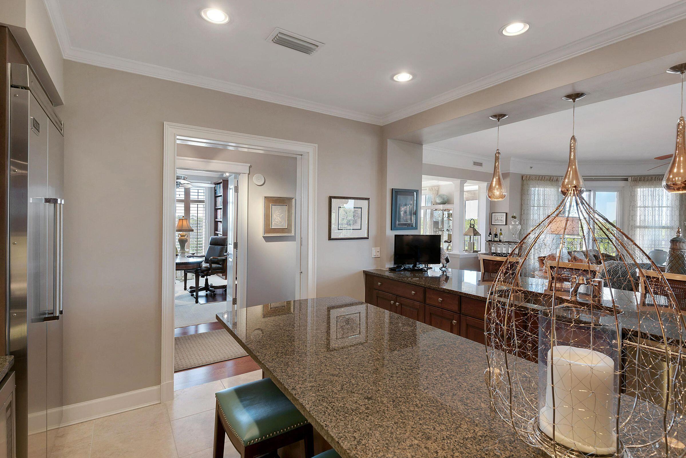 ONE WATER PLACE AT KELLY PLANTATION - Residential