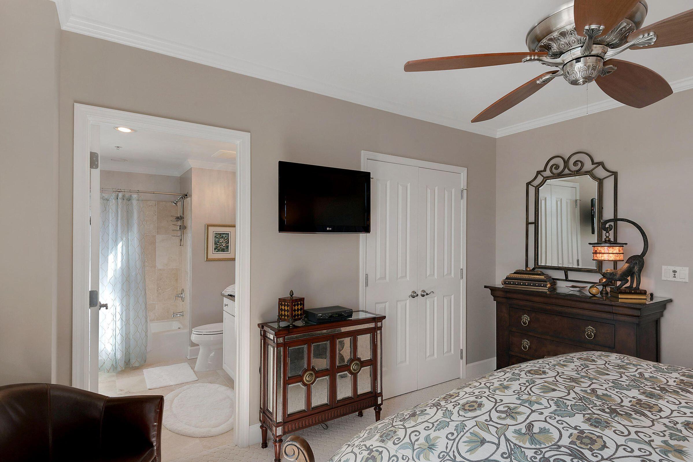 ONE WATER PLACE AT KELLY PLANTATION - Residential