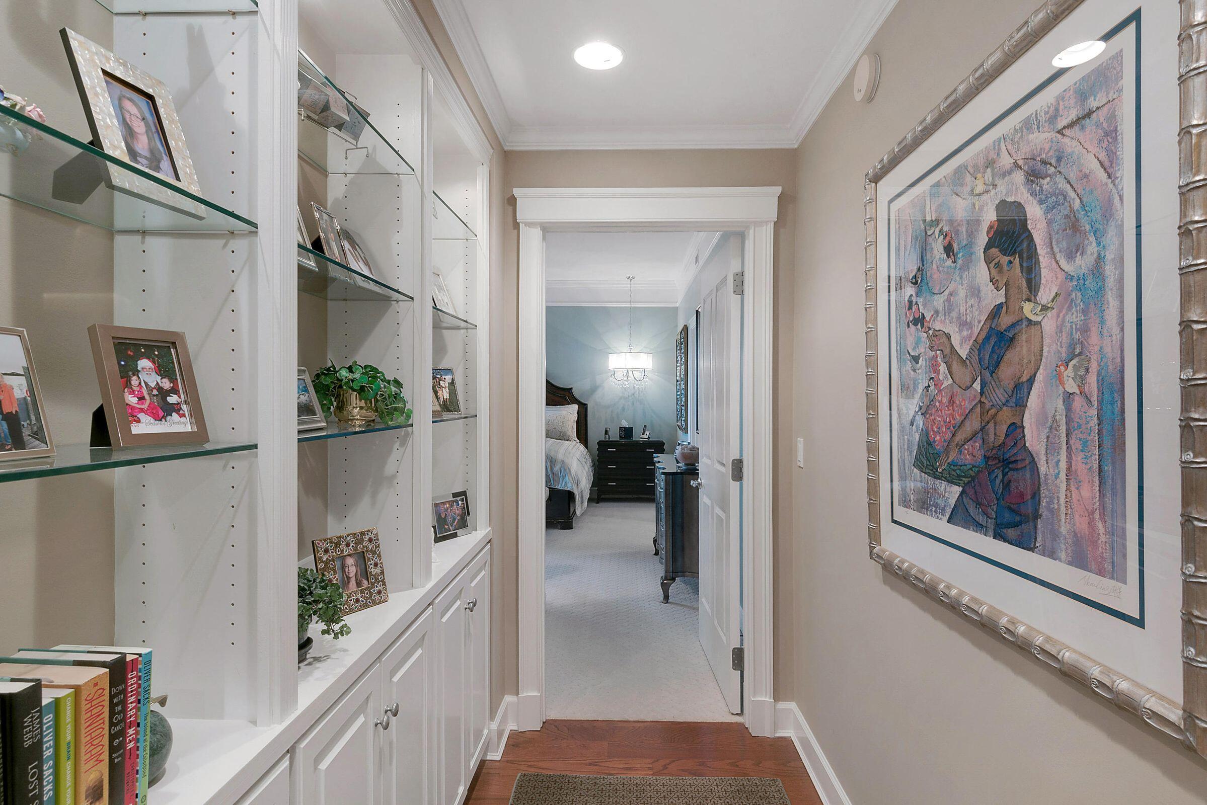 ONE WATER PLACE AT KELLY PLANTATION - Residential