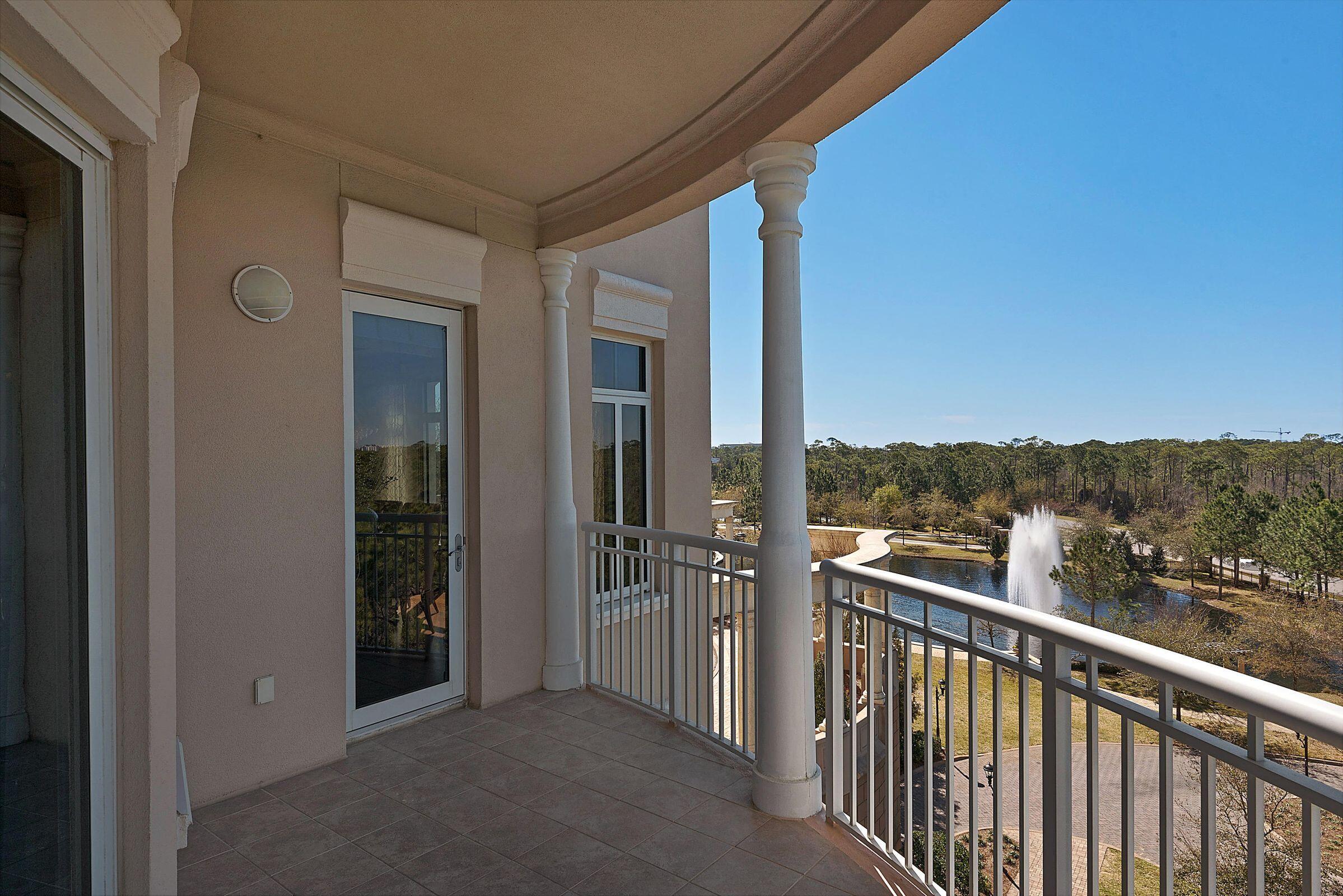 ONE WATER PLACE AT KELLY PLANTATION - Residential