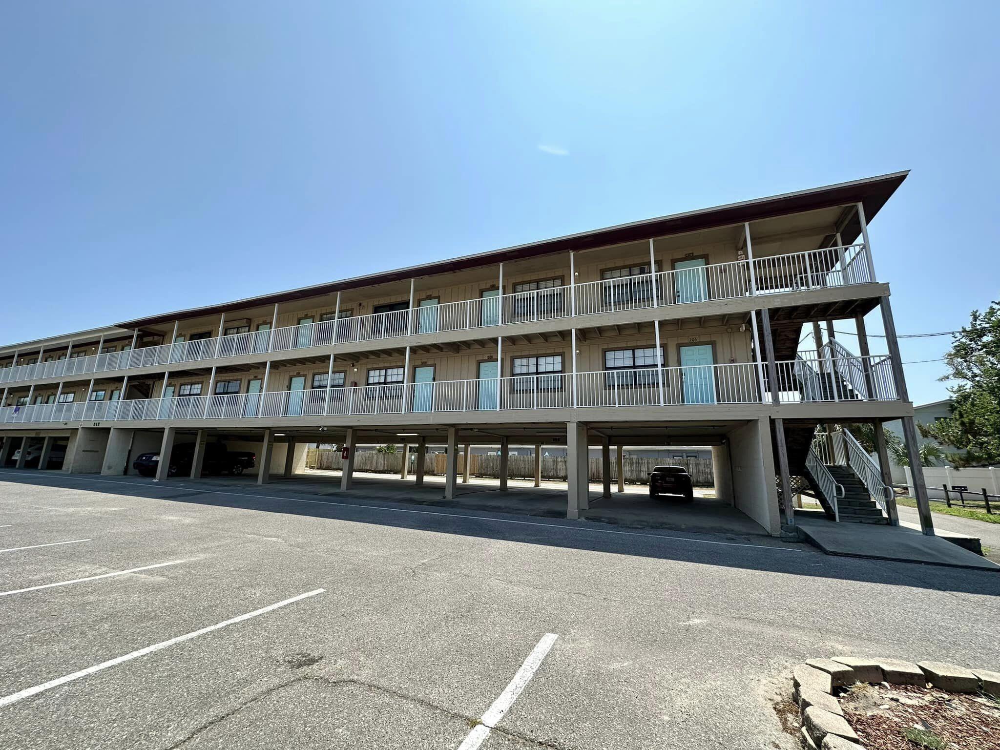 SANDY POINTE - Residential Lease