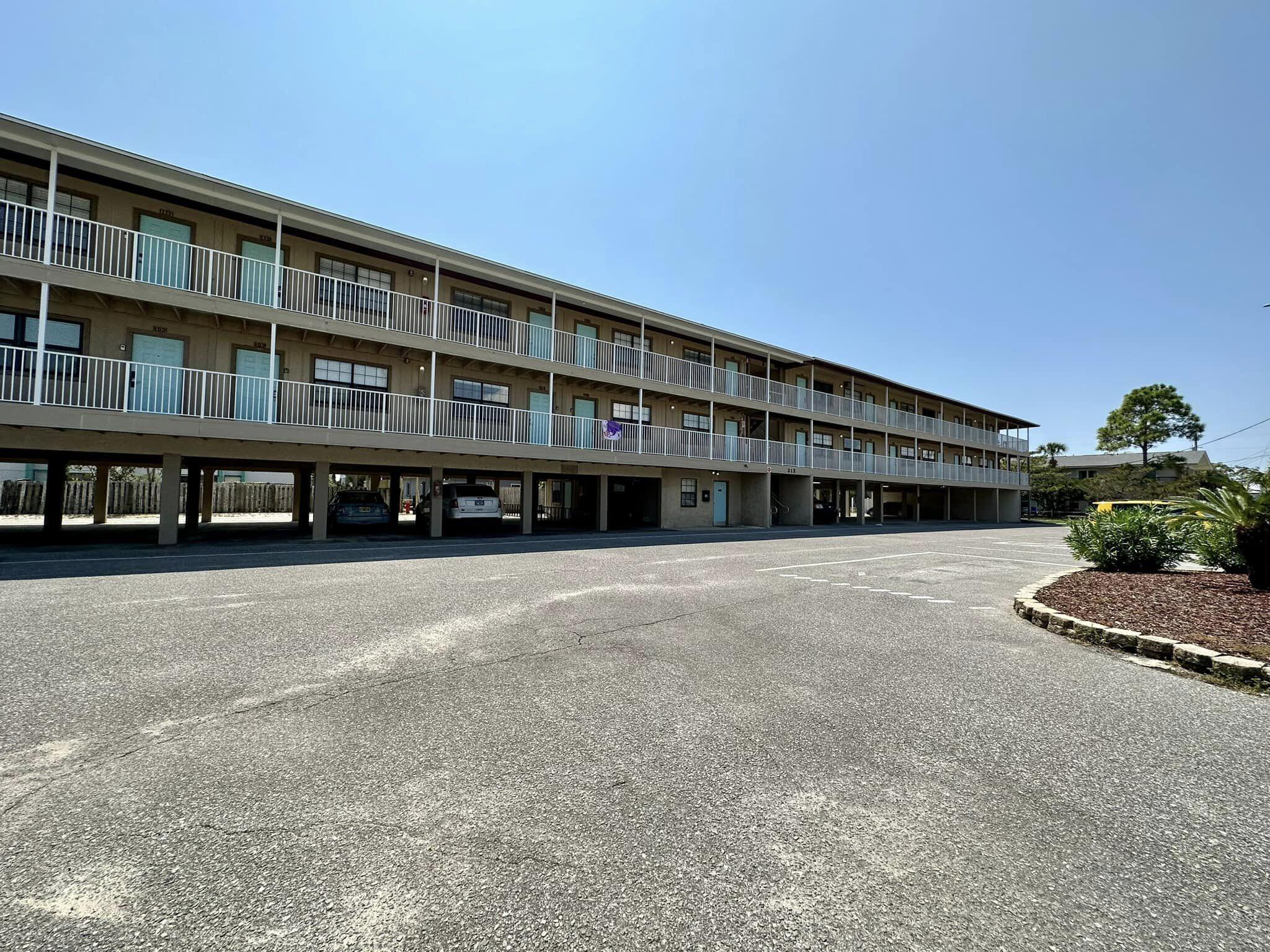 SANDY POINTE - Residential Lease