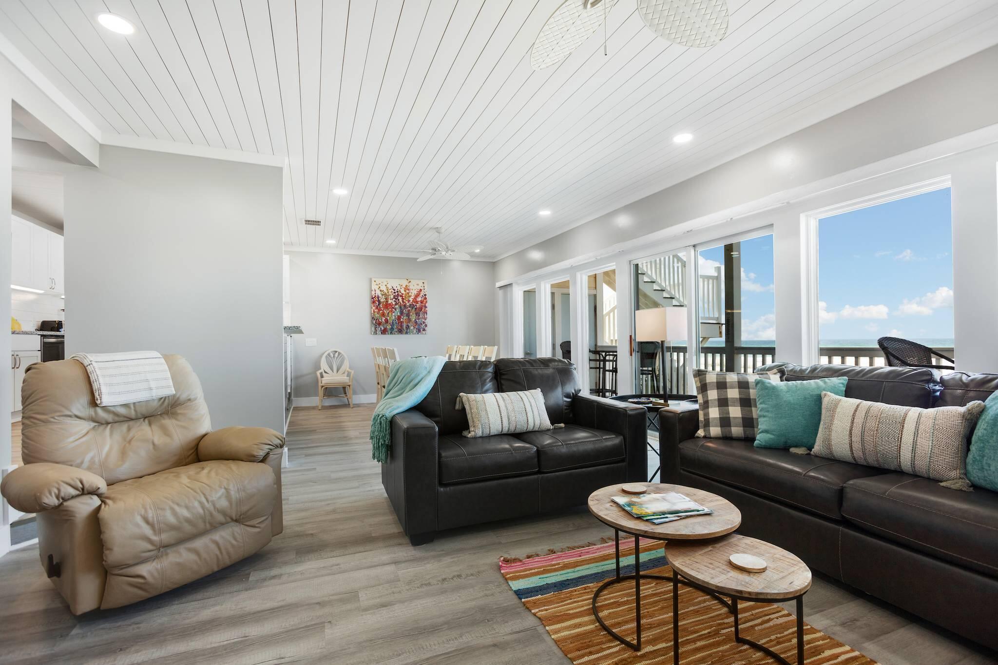 HARBUR ARMS CONDO - Residential