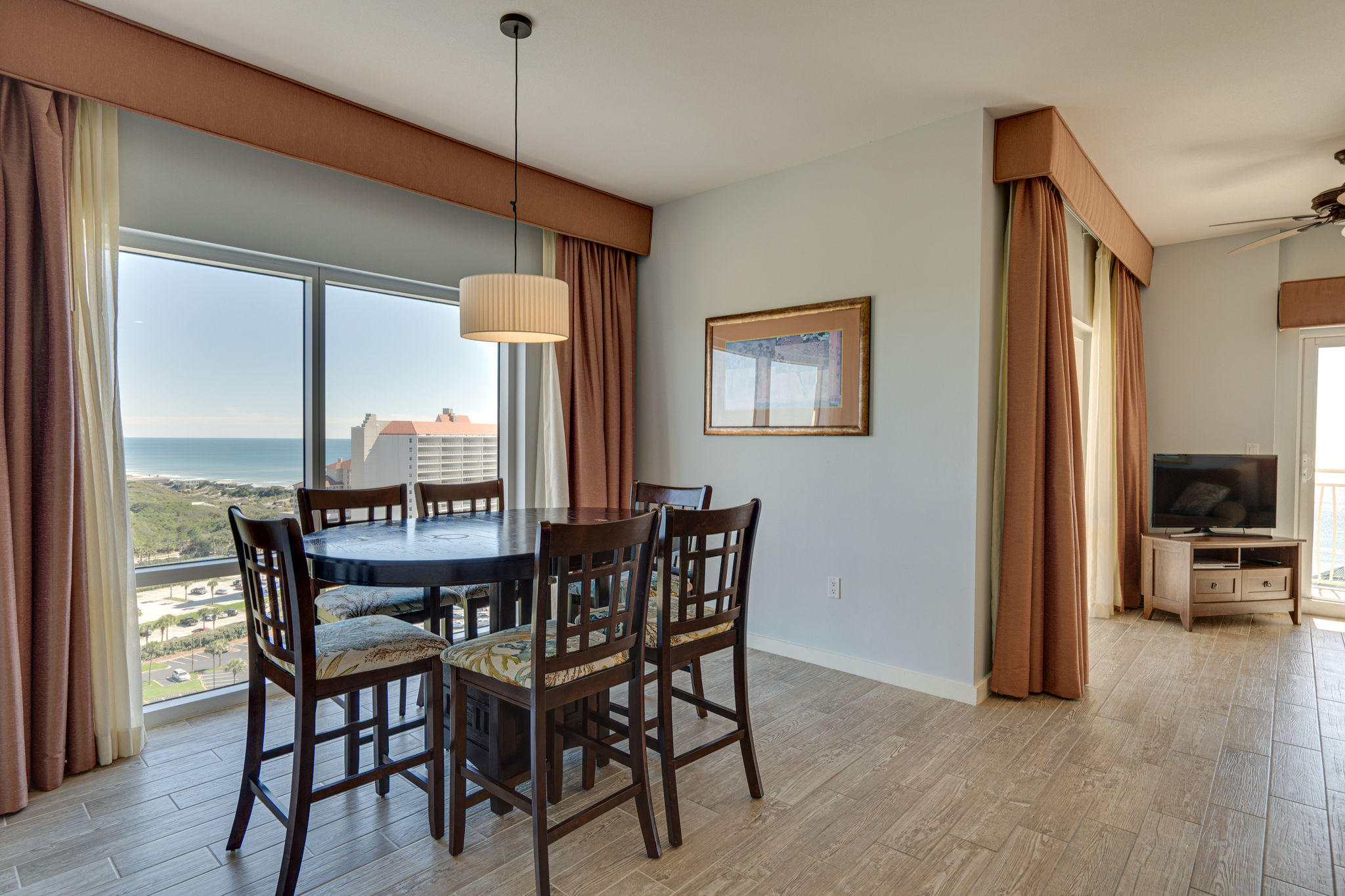 LUAU I - Residential