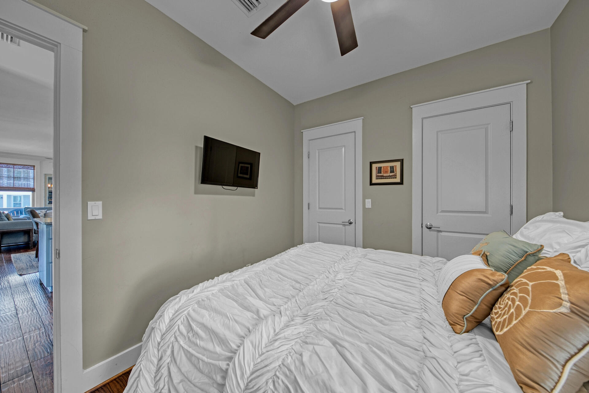SHADOW PINES - Residential