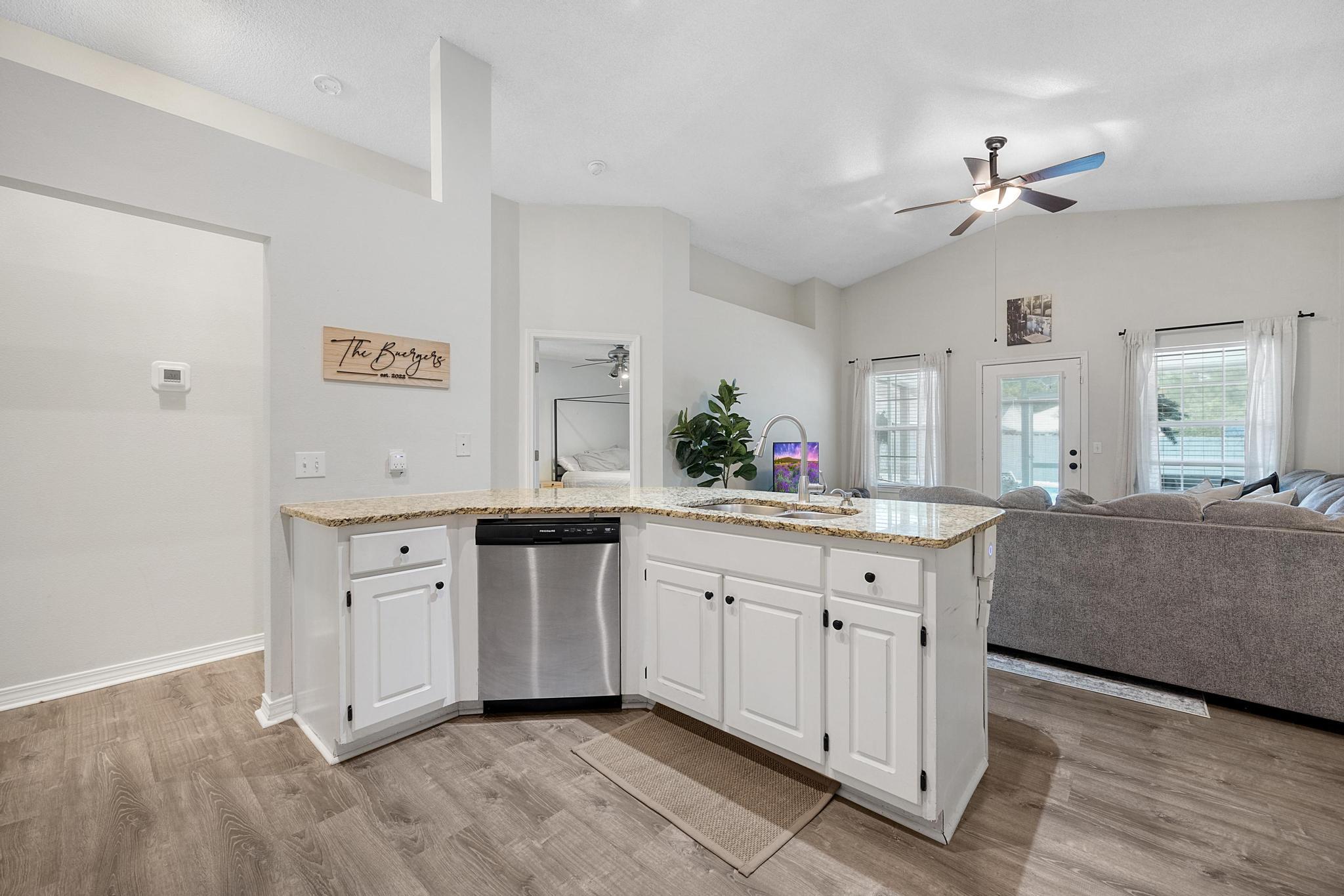 EMERALD VILLAGE S/D - Residential