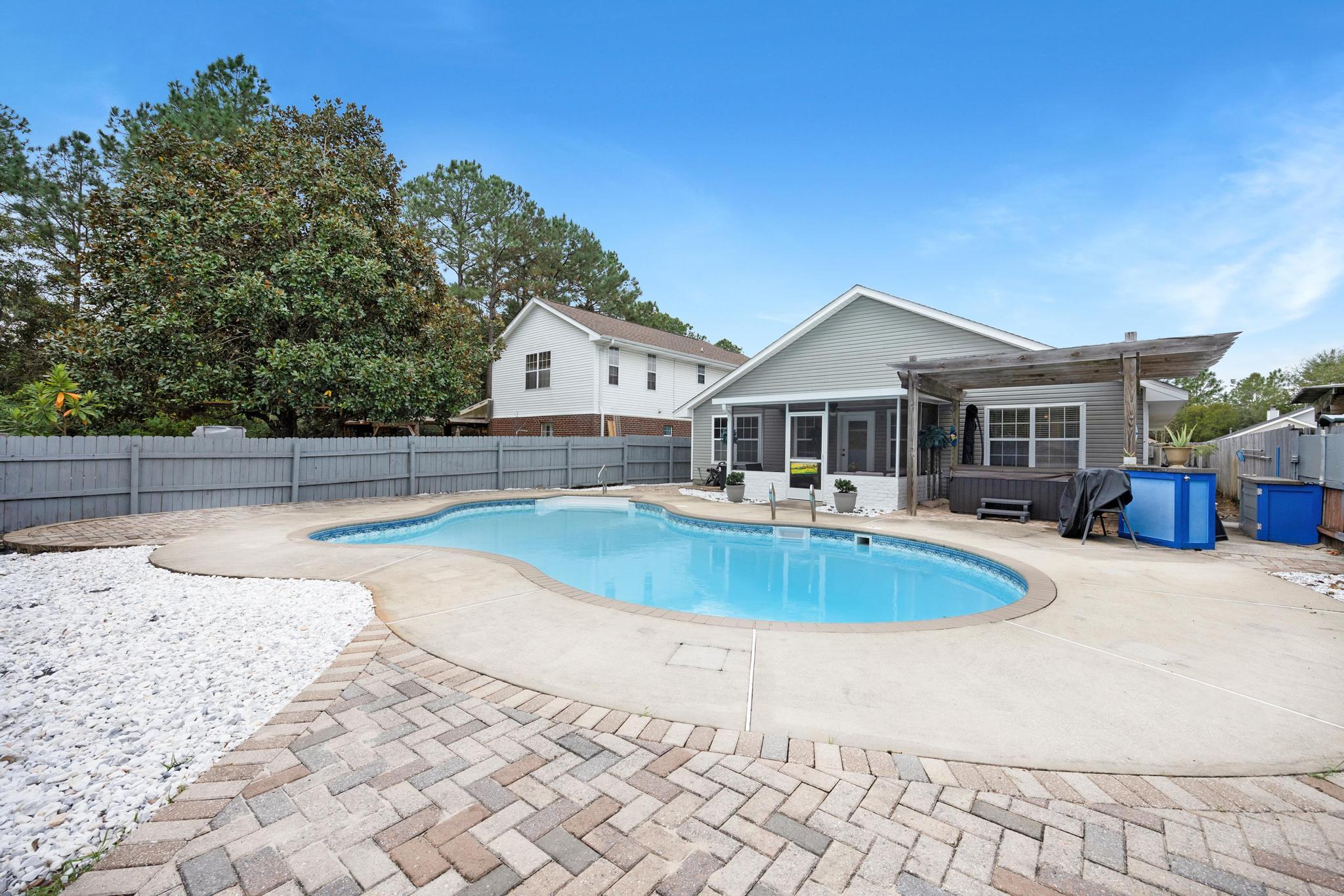 EMERALD VILLAGE S/D - Residential