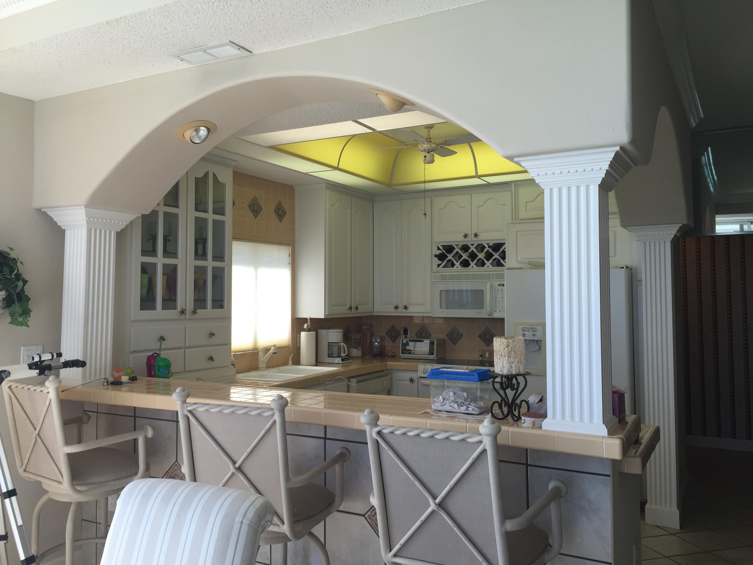 SHORELINE TOWERS 1 - Residential