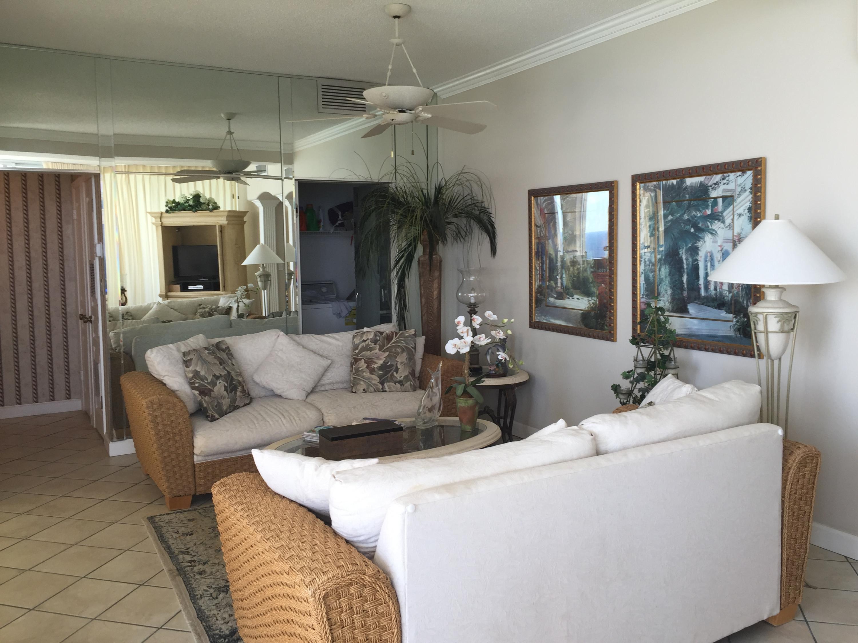 SHORELINE TOWERS 1 - Residential