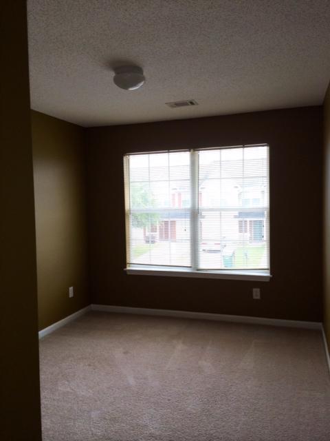 ROLLING PINES - Residential Lease