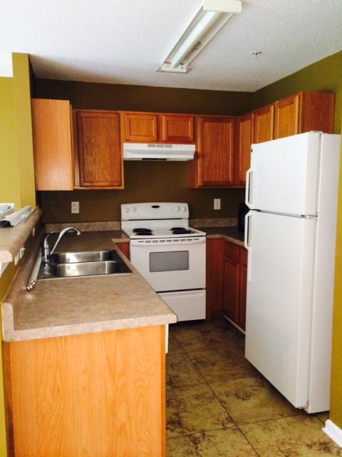 ROLLING PINES - Residential Lease