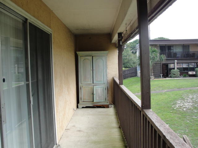 SPANISH VILLAS CONDO - Residential