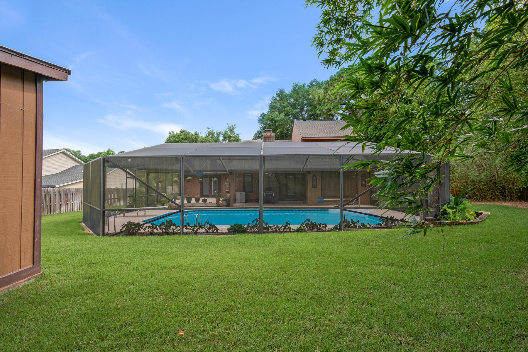 Rocky Bayou - Residential