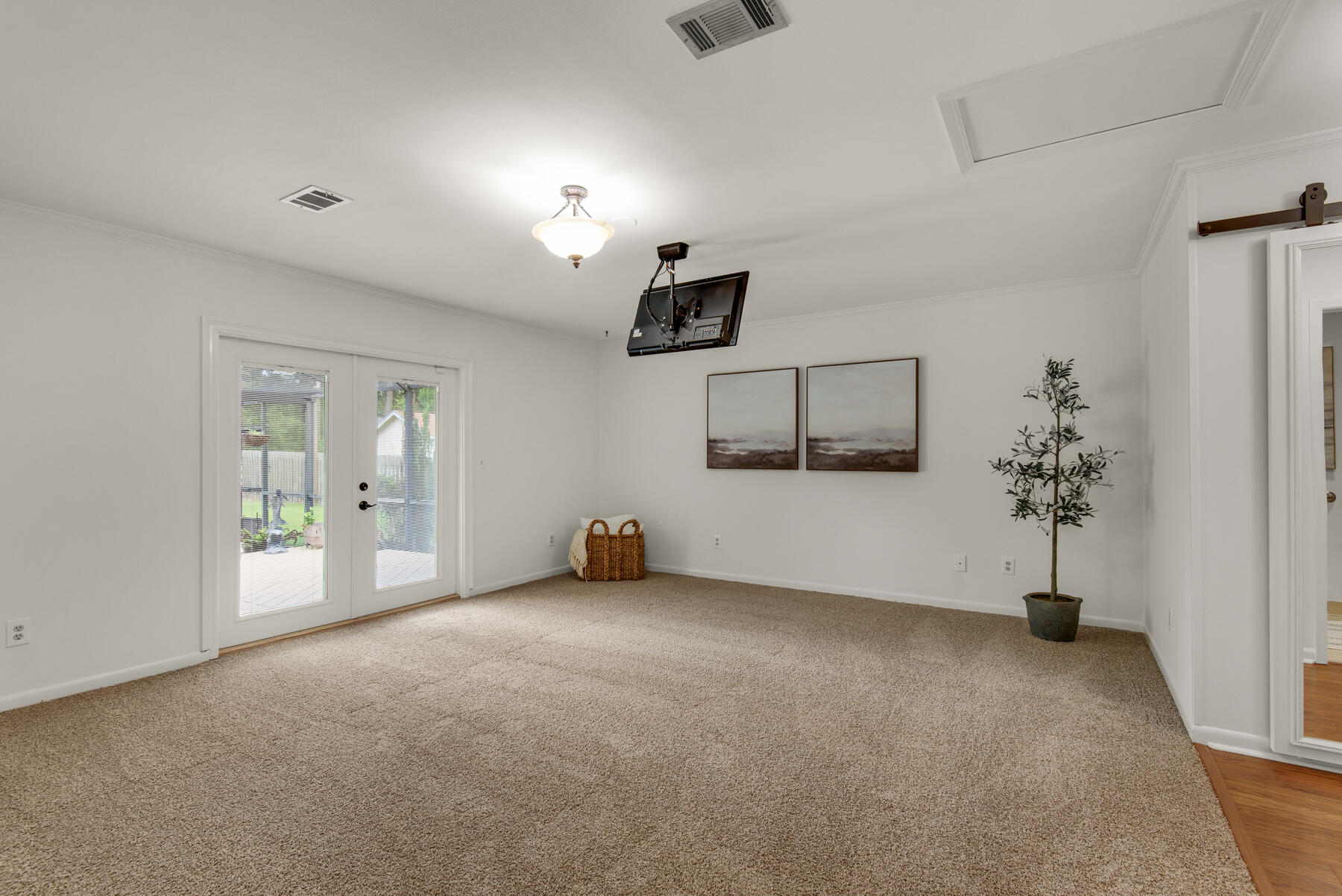 Rocky Bayou - Residential