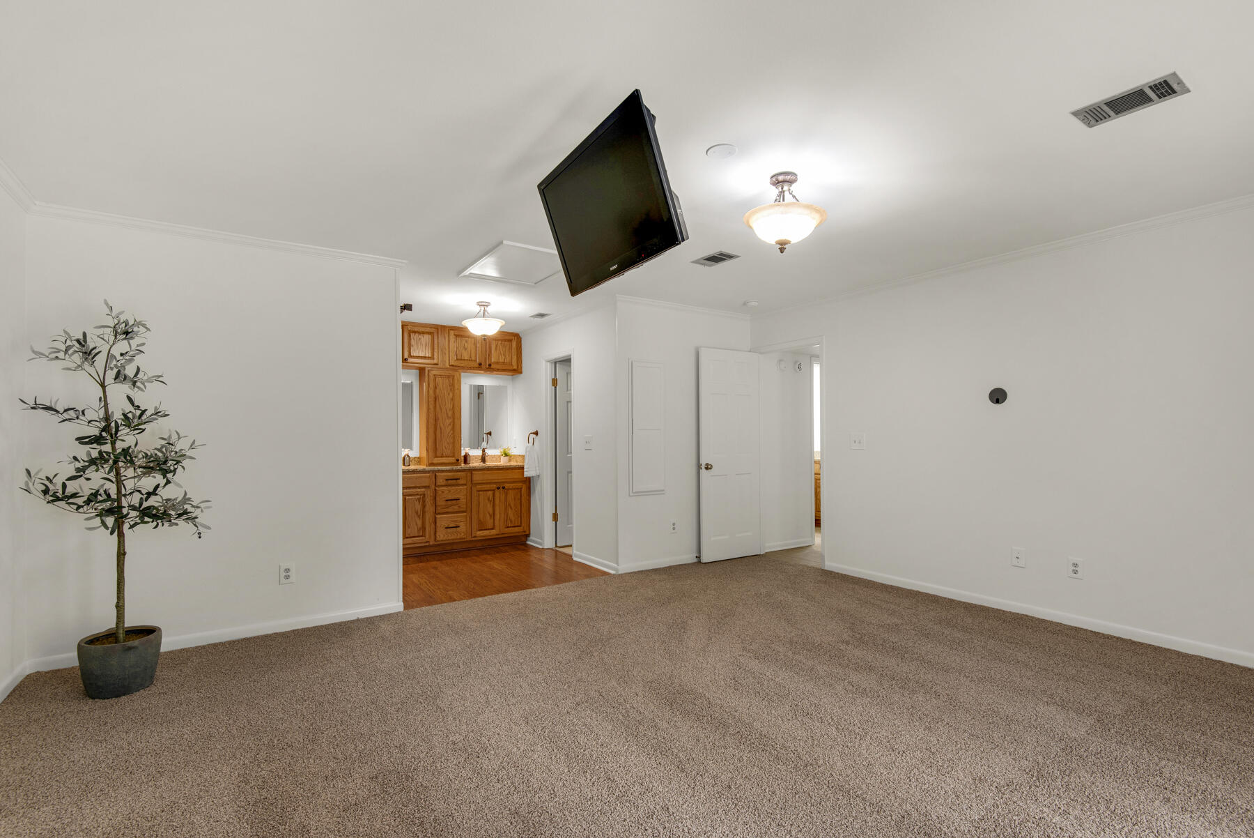 Rocky Bayou - Residential