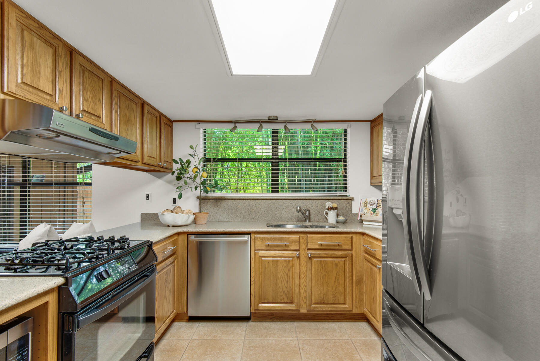 Rocky Bayou - Residential