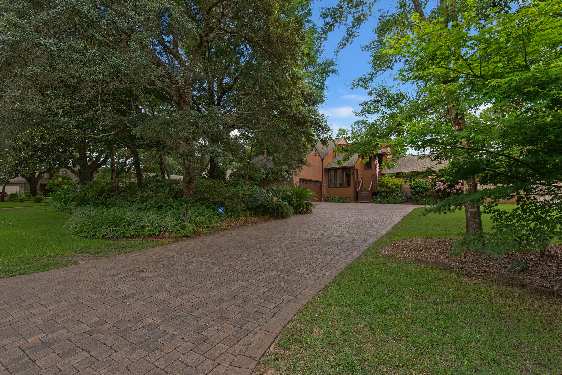 Rocky Bayou - Residential