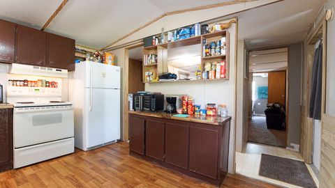 A home in DeFuniak Springs