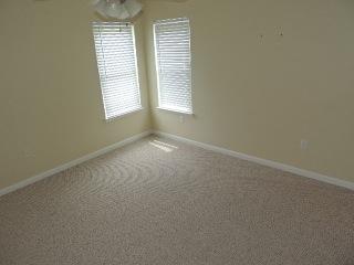 SADDLE CREEK - Residential Lease
