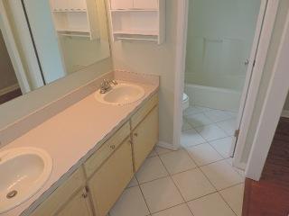 SADDLE CREEK - Residential Lease