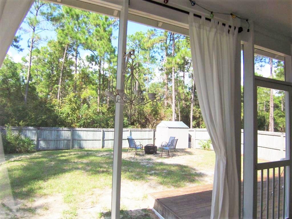 MAGNOLIA BEACH - Residential