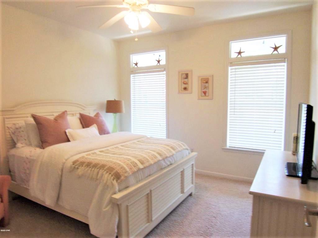 MAGNOLIA BEACH - Residential