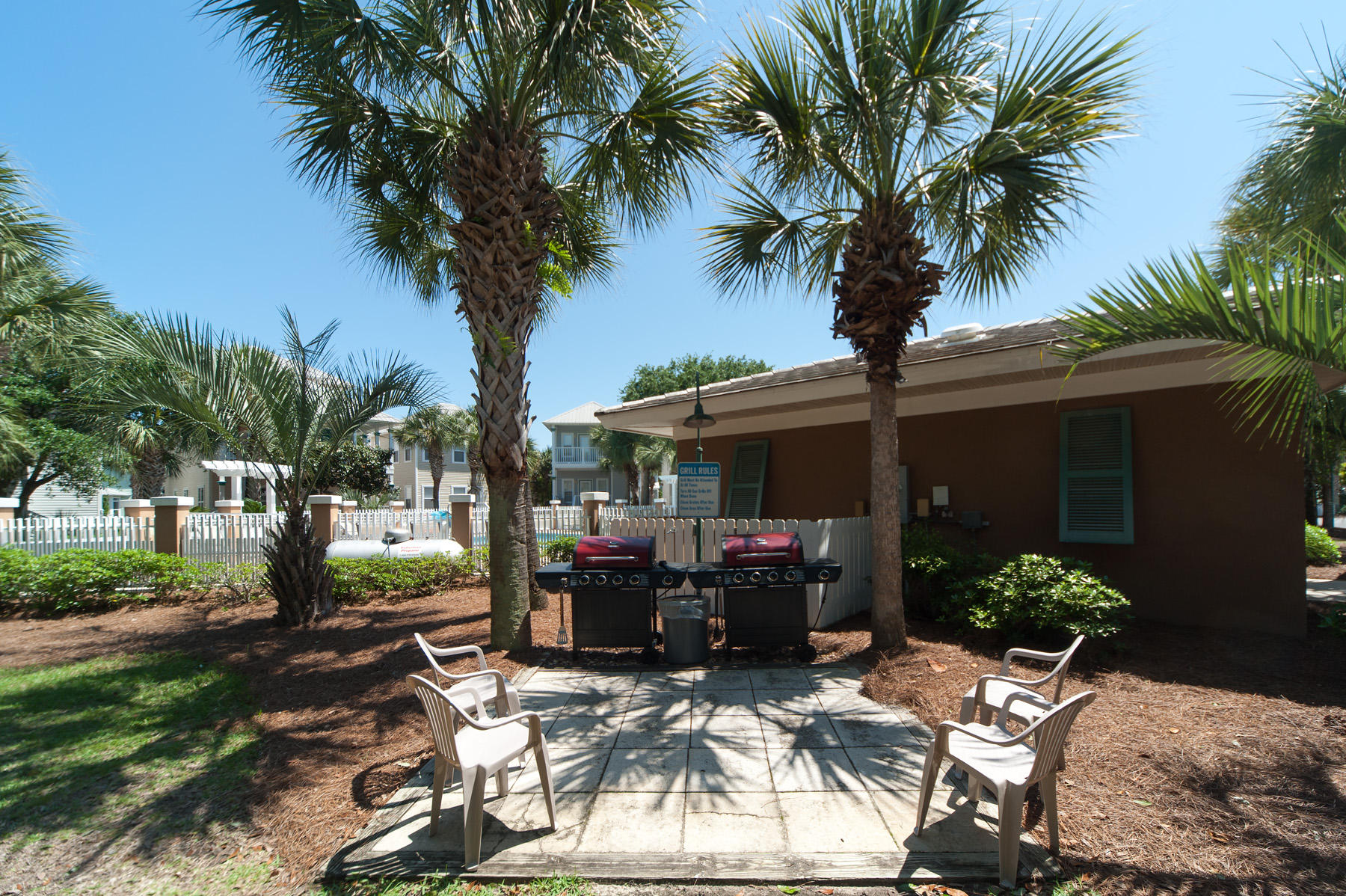 OLD FLORIDA COTTAGES - Residential