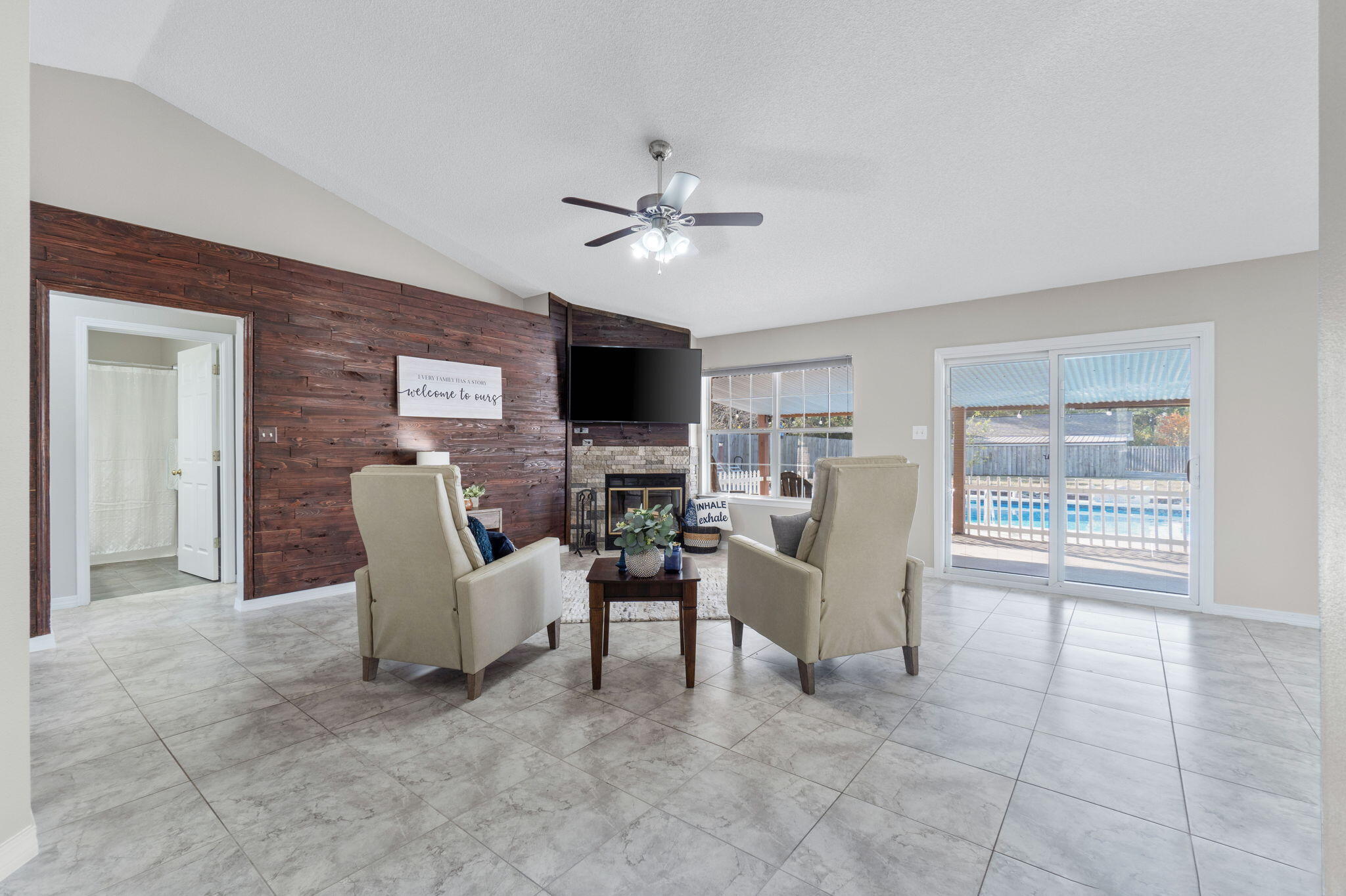 HAMPTON RIDGE ESTATES 1ST ADD - Residential