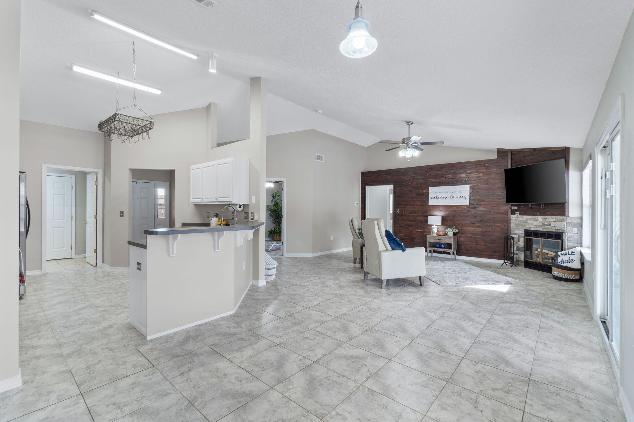 HAMPTON RIDGE ESTATES 1ST ADD - Residential