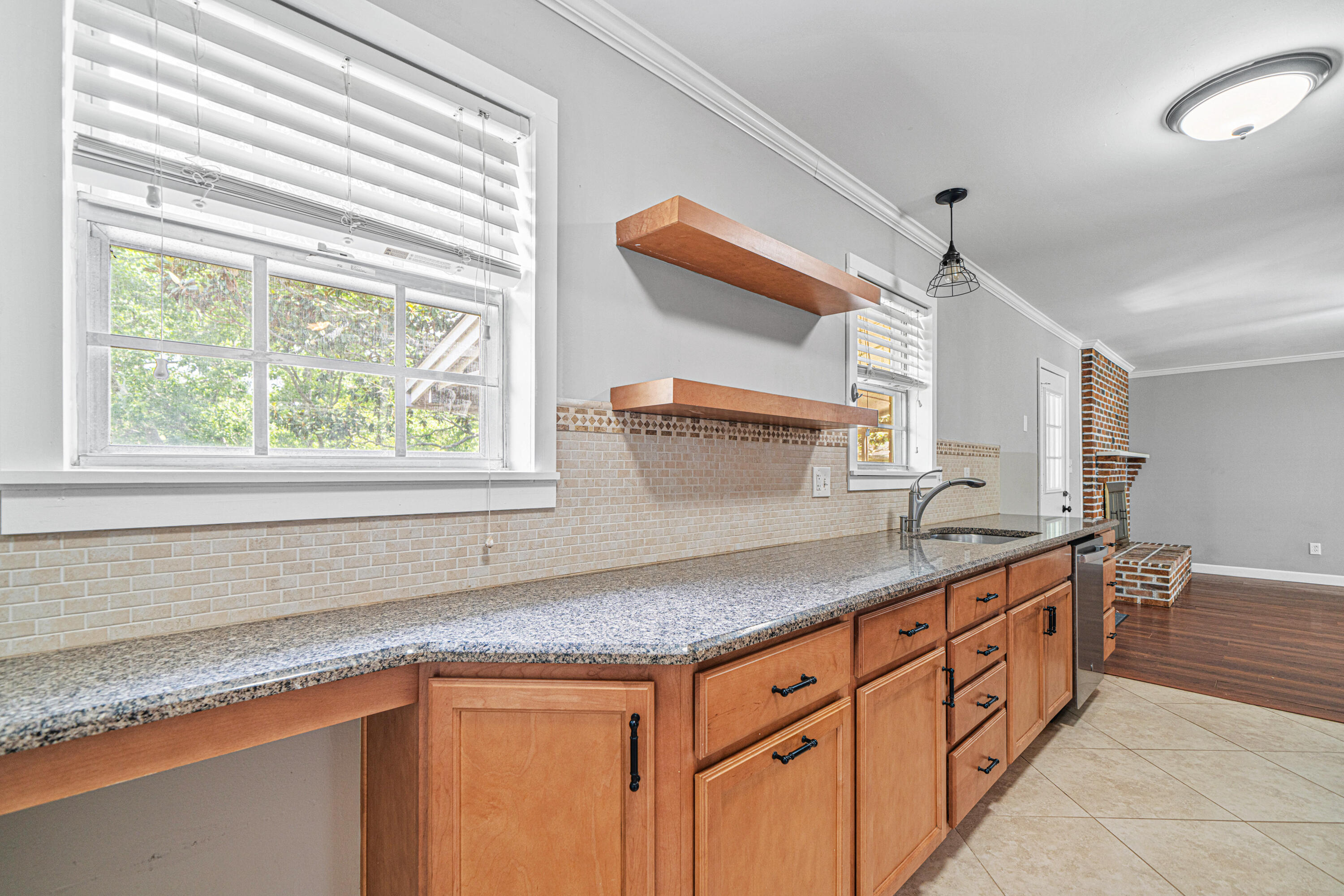 LAKEVIEW ESTATES - Residential
