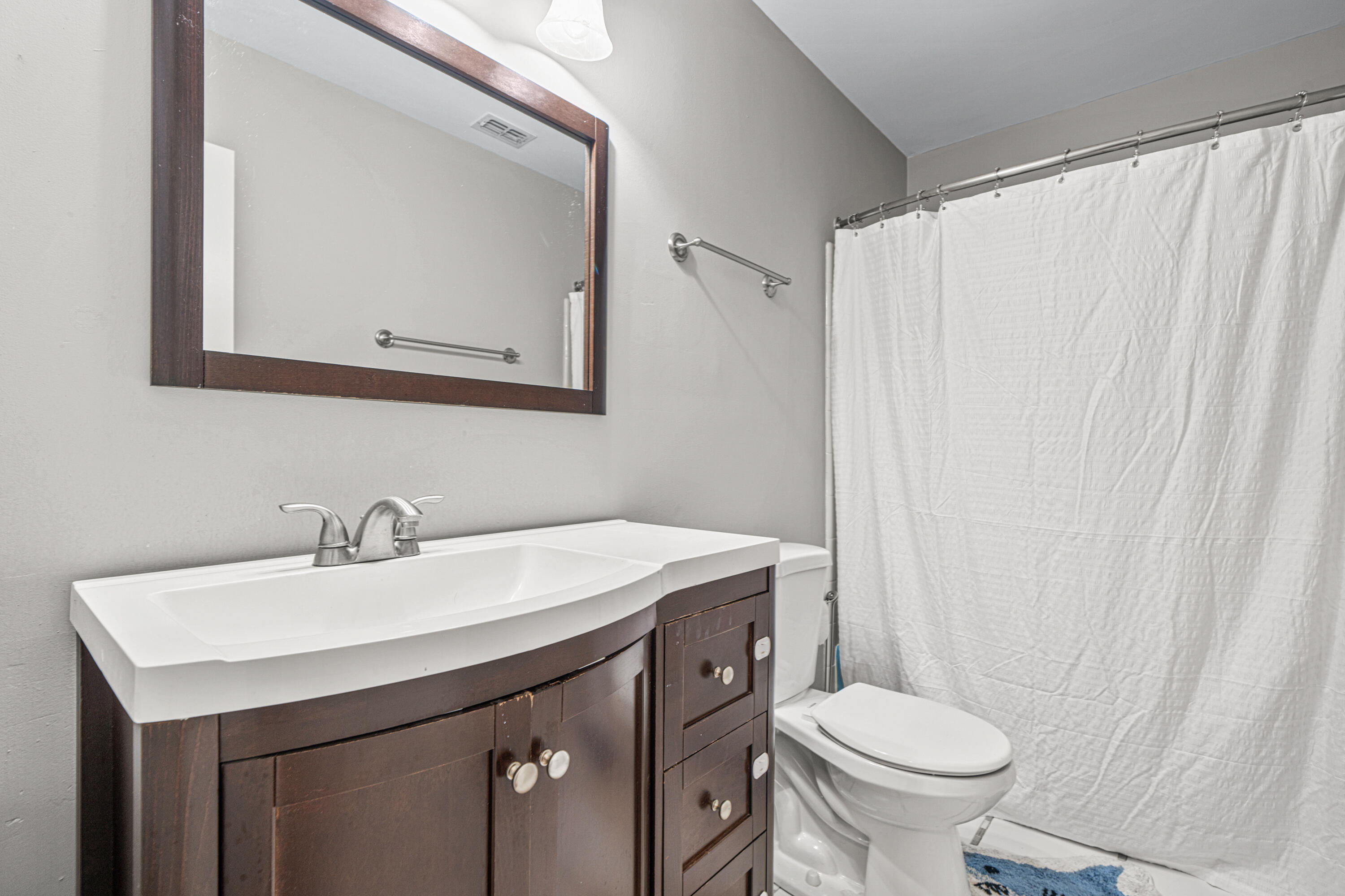 LAKEVIEW ESTATES - Residential