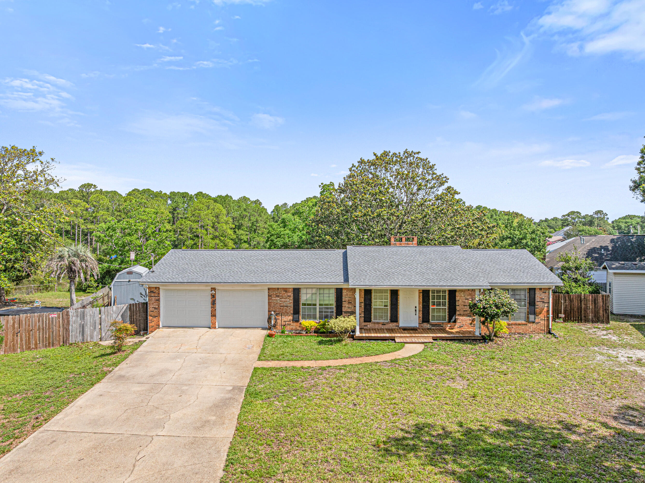 LAKEVIEW ESTATES - Residential