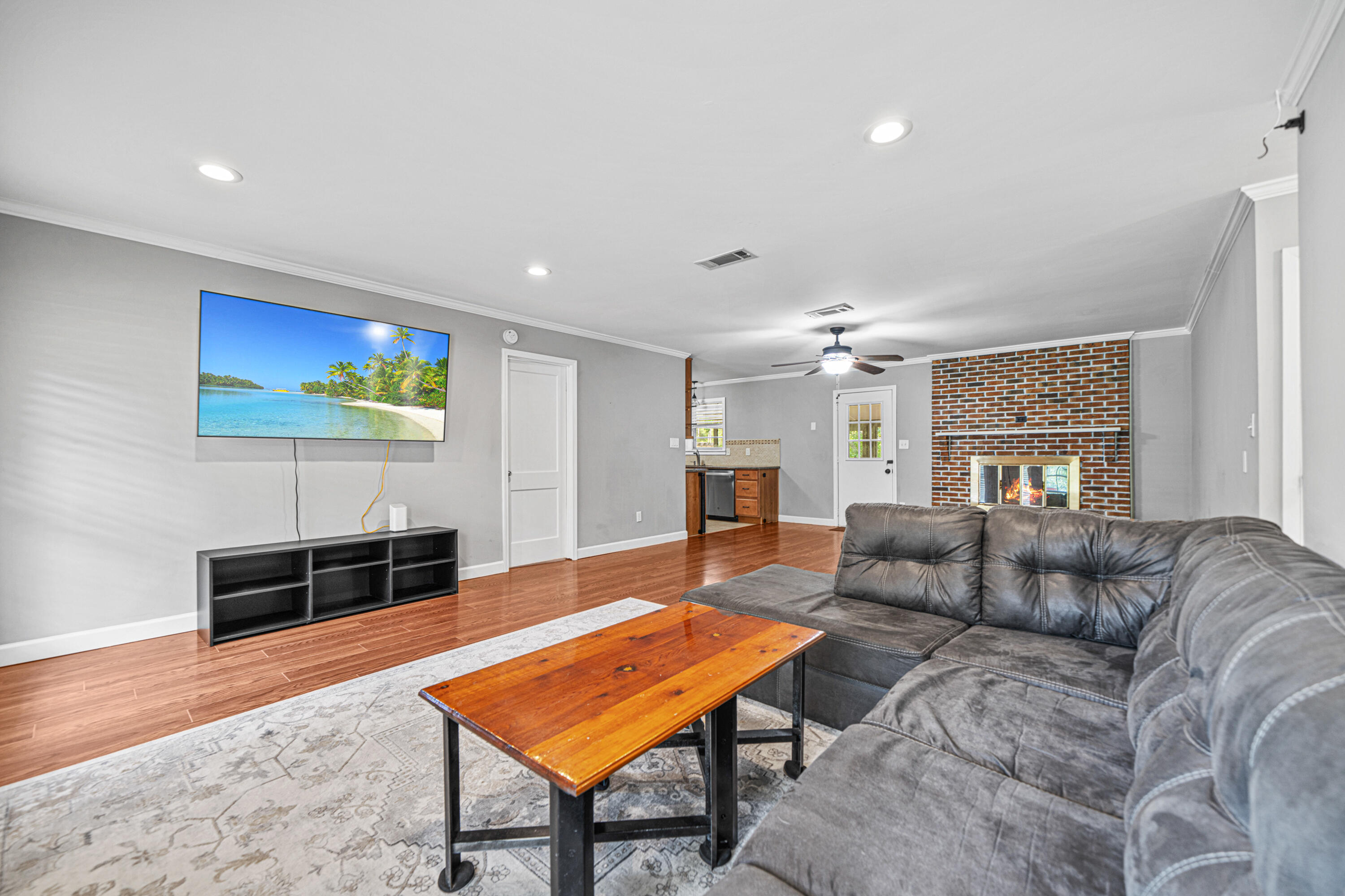 LAKEVIEW ESTATES - Residential