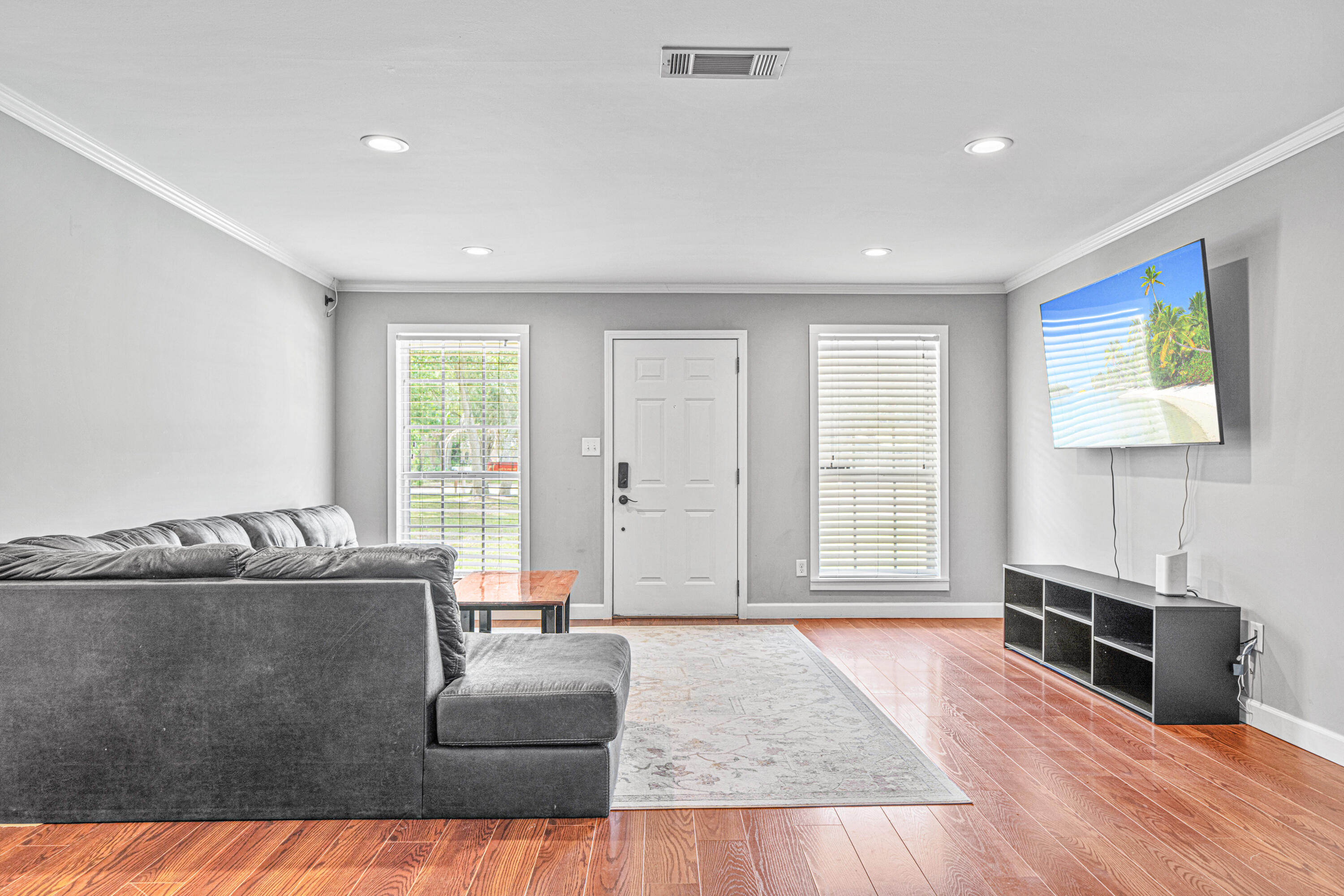 LAKEVIEW ESTATES - Residential