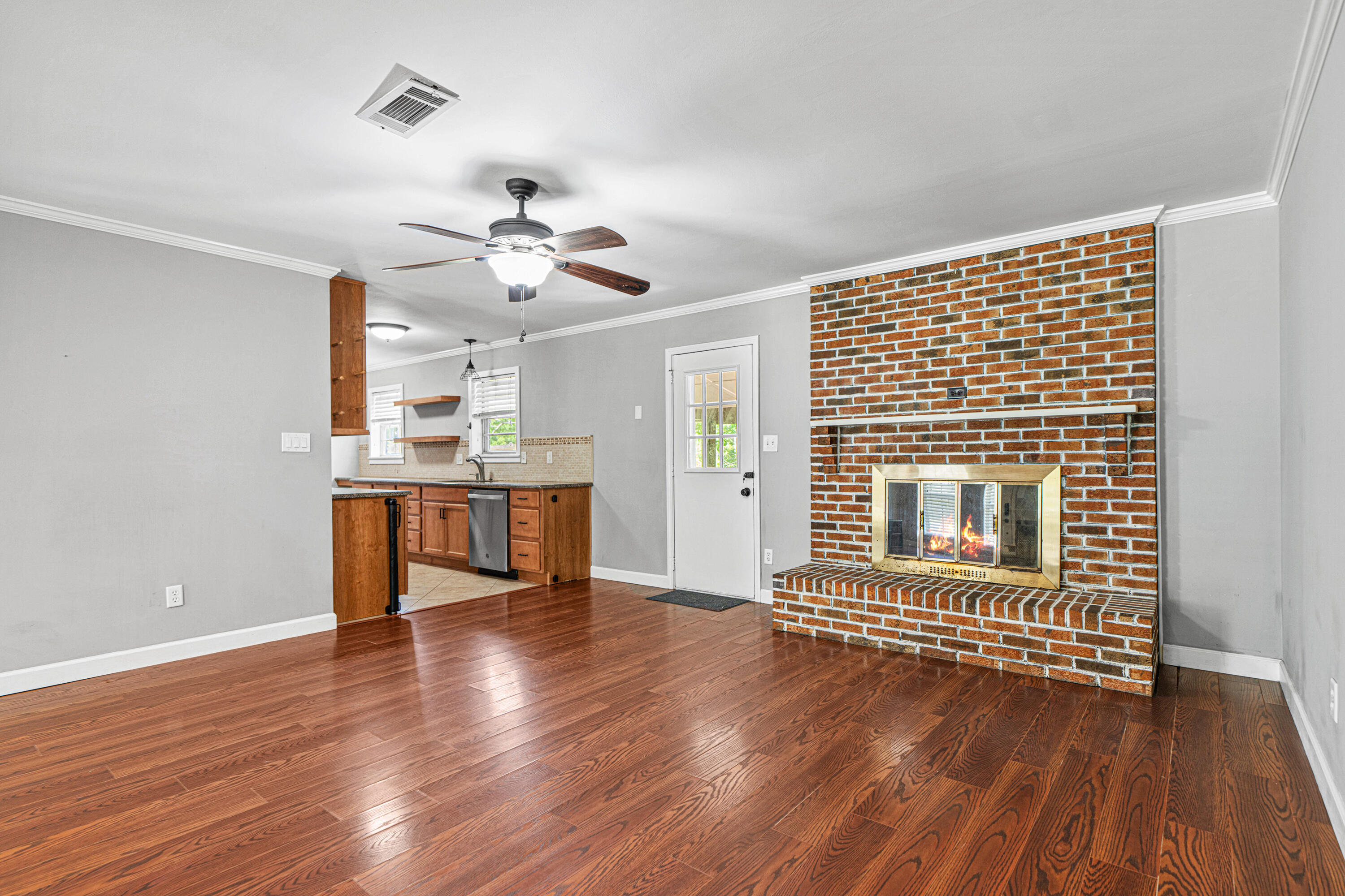 LAKEVIEW ESTATES - Residential