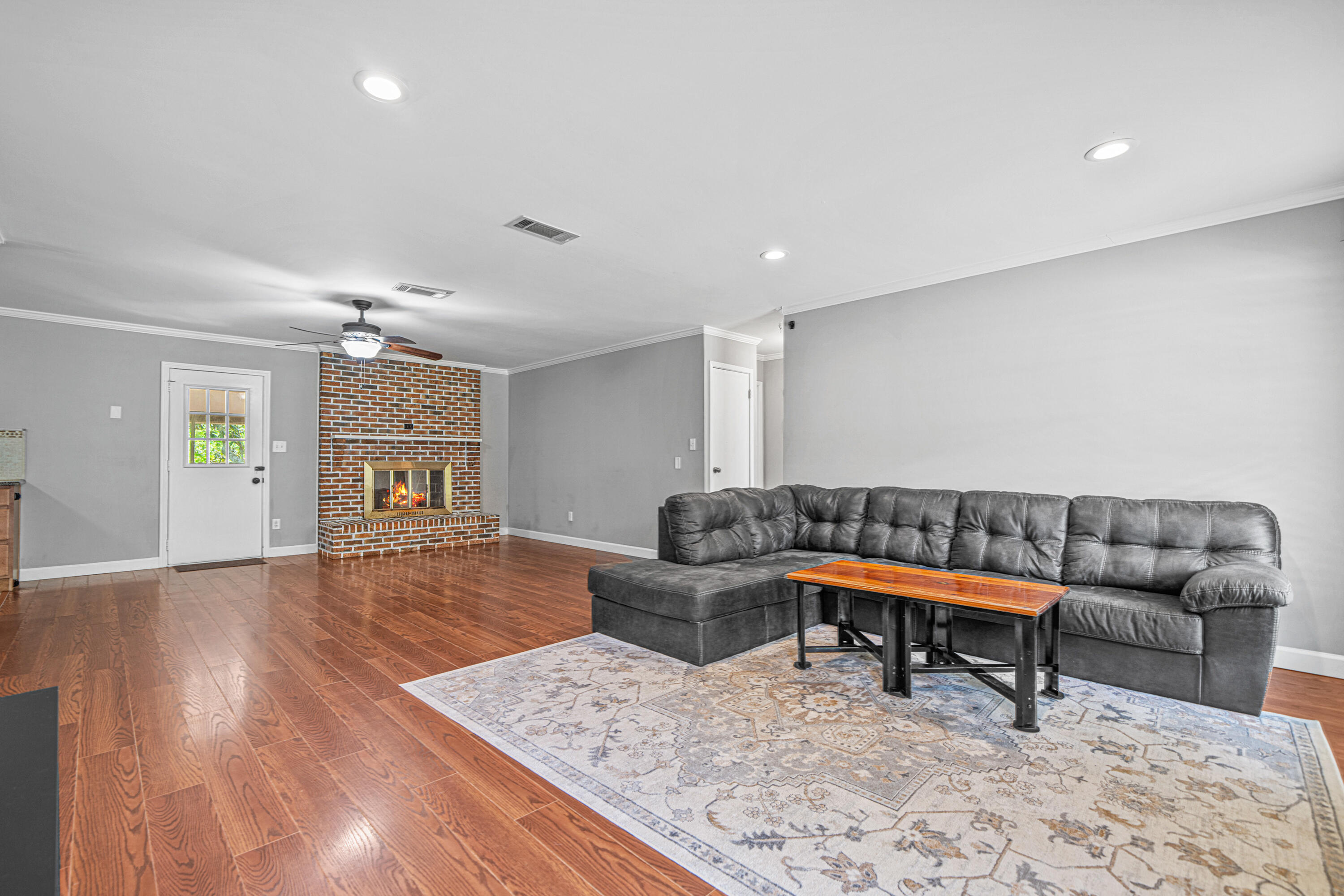 LAKEVIEW ESTATES - Residential