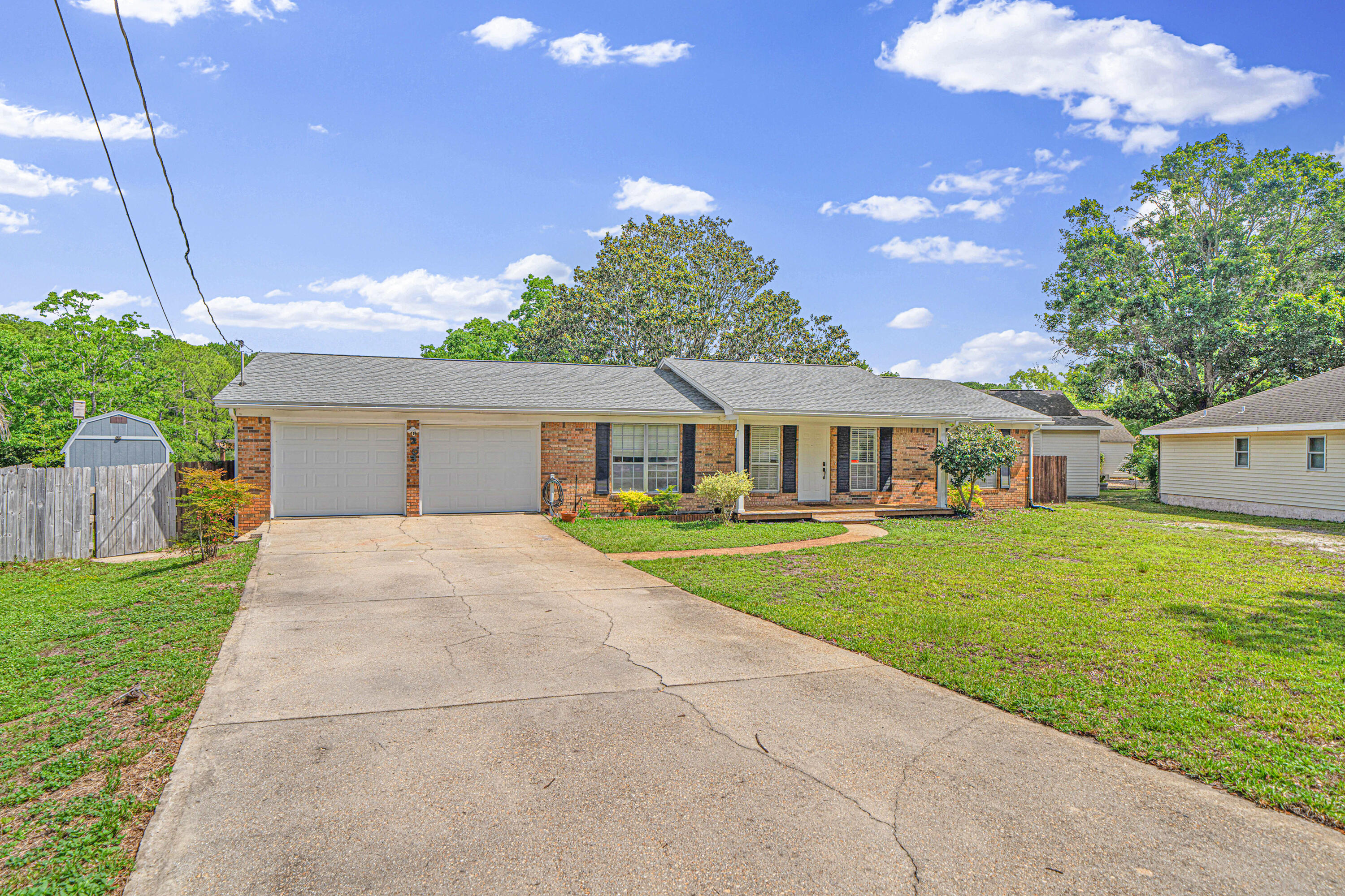 LAKEVIEW ESTATES - Residential