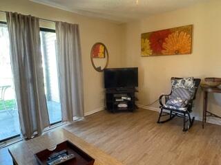 PORTSIDE CONDO 2 BR 1.5 BA UNIT 6 BUILDING P ORB 970 P 1-70 2BR 1.5B 1120 H&C ORB 3560 P 2145 - Residential