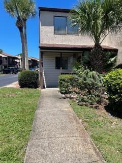 PORTSIDE CONDO 2 BR 1.5 BA UNIT 6 BUILDING P ORB 970 P 1-70 2BR 1.5B 1120 H&C ORB 3560 P 2145 - Residential