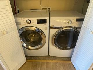 PORTSIDE CONDO 2 BR 1.5 BA UNIT 6 BUILDING P ORB 970 P 1-70 2BR 1.5B 1120 H&C ORB 3560 P 2145 - Residential