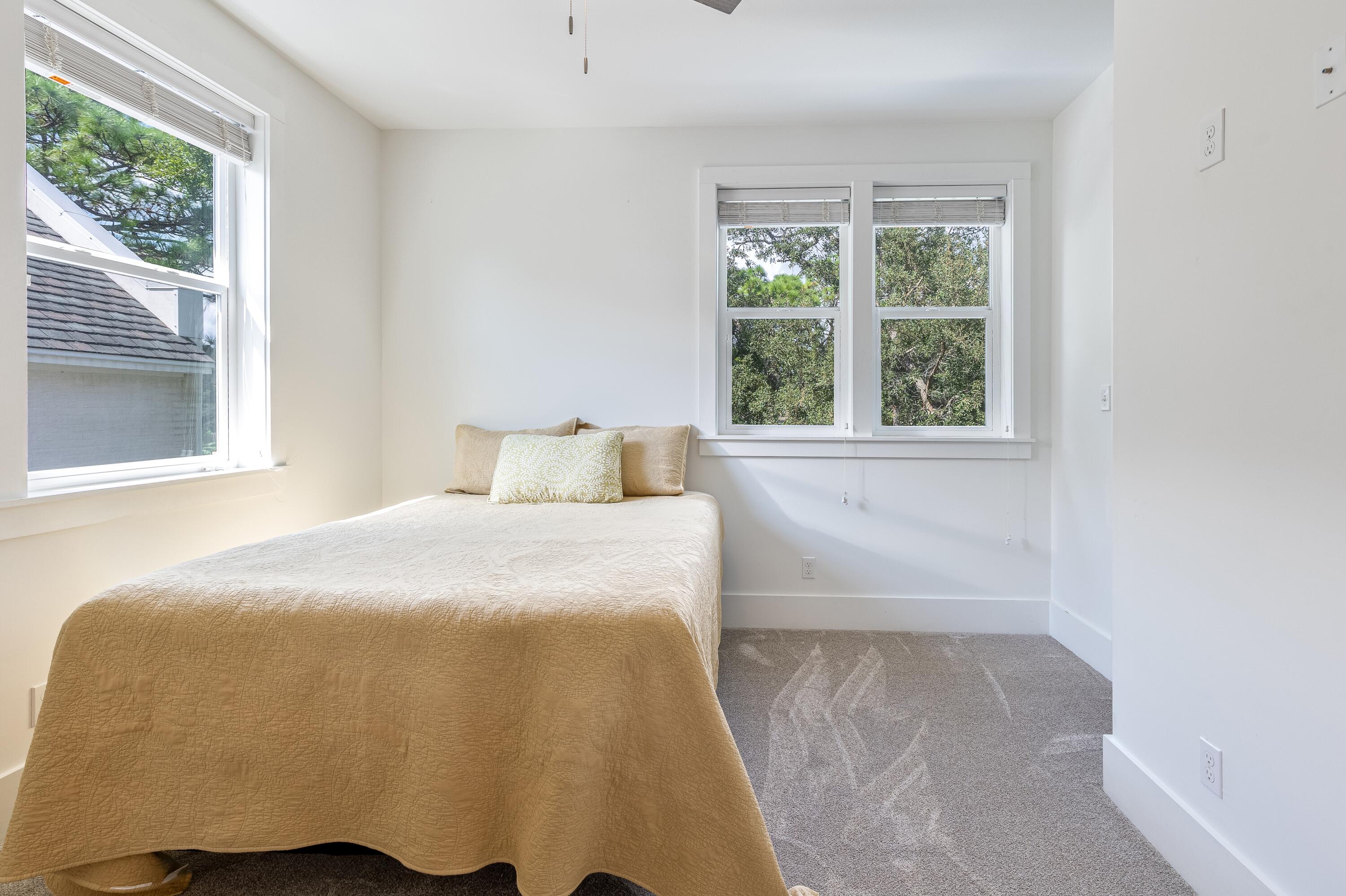 HIDDEN HARBOR UNREC - Residential