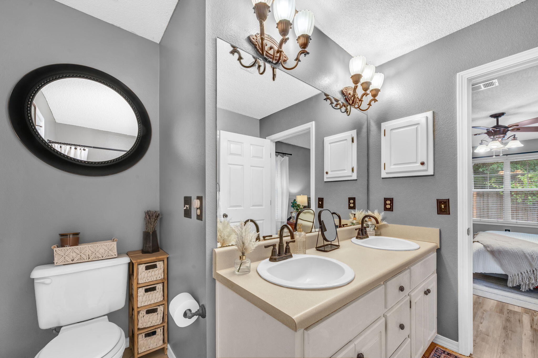 IVALEA GARDENS - Residential